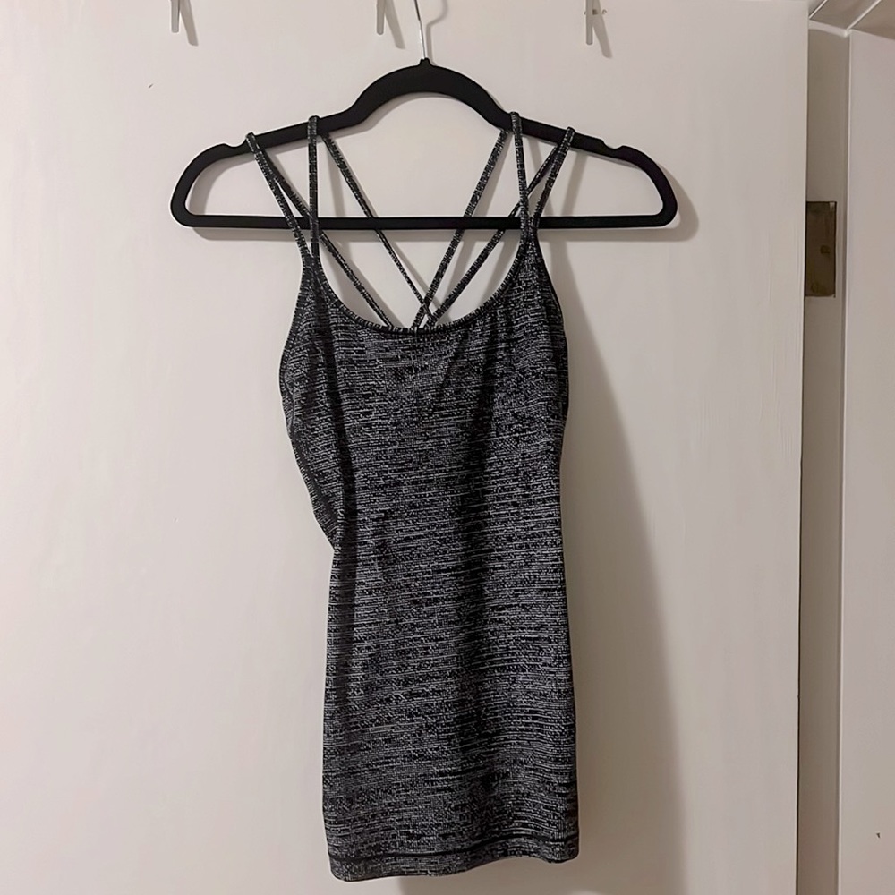 Lululemon shelf tank